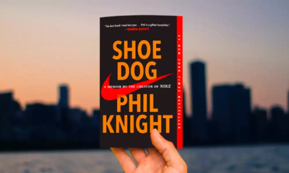 SHOE DOG BY PHIL KNIGHT